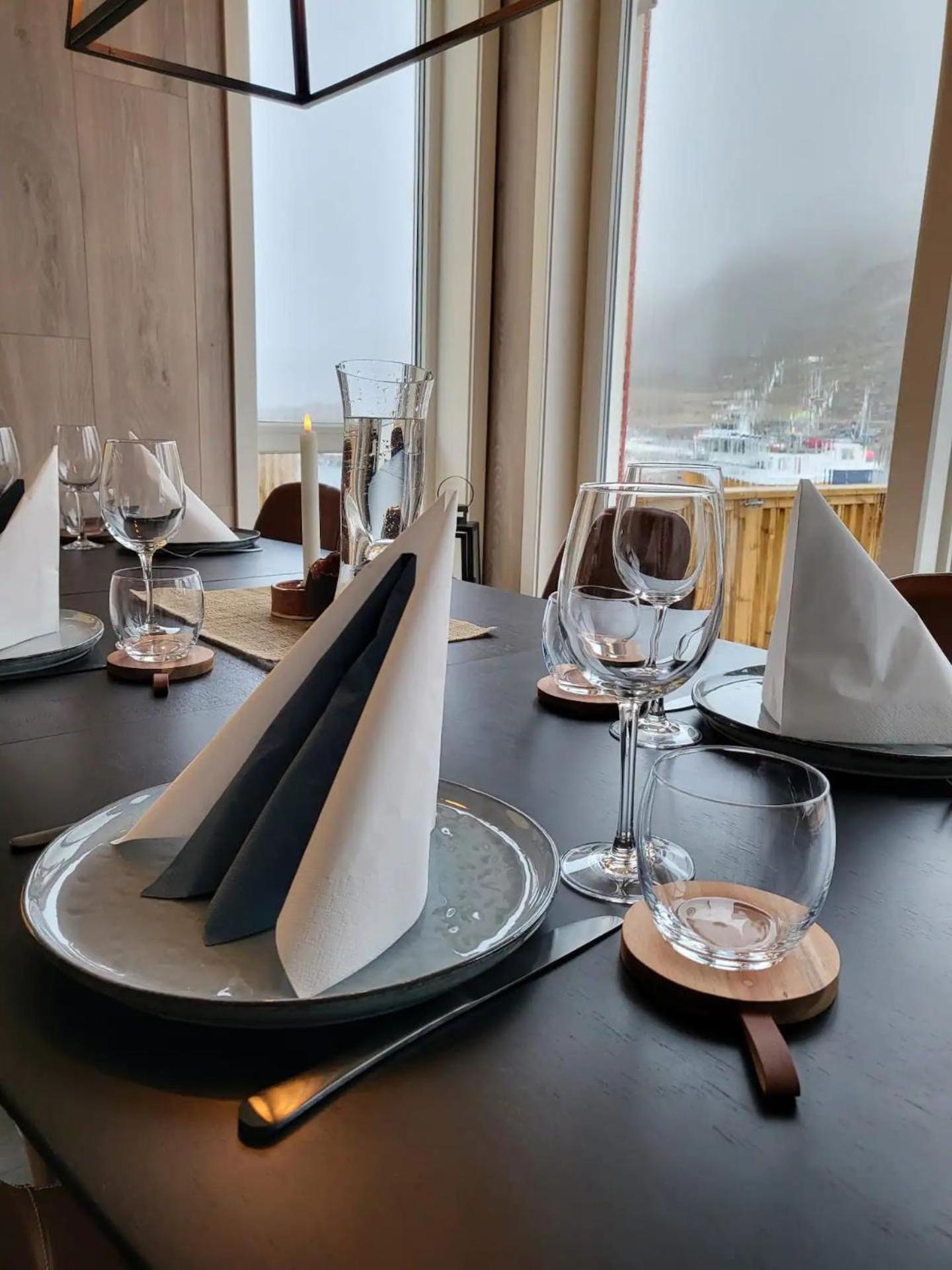 Spektakulaer Rorbu I Autentiske Omgivelser Ballstad Exterior foto